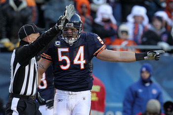 CHICAGO, IL - JANUARY 23:  Brian Urlacher #54 of the Chicago Bears reacts to a penalty called while taking on the Green Bay Packers in the NFC Championship Game at Soldier Field on January 23, 2011 in Chicago, Illinois.  (Photo by Jamie Squire/Getty Image