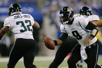 INDIANAPOLIS, IN - DECEMBER 19: David Garrard #9 of the Jacksonville Jaguars hands off to Maurice Jones-Drew #32 against the Indianapolis Colts at Lucas Oil Stadium on December 19, 2010 in Indianapolis, Indiana.  (Photo by Scott Boehm/Getty Images)