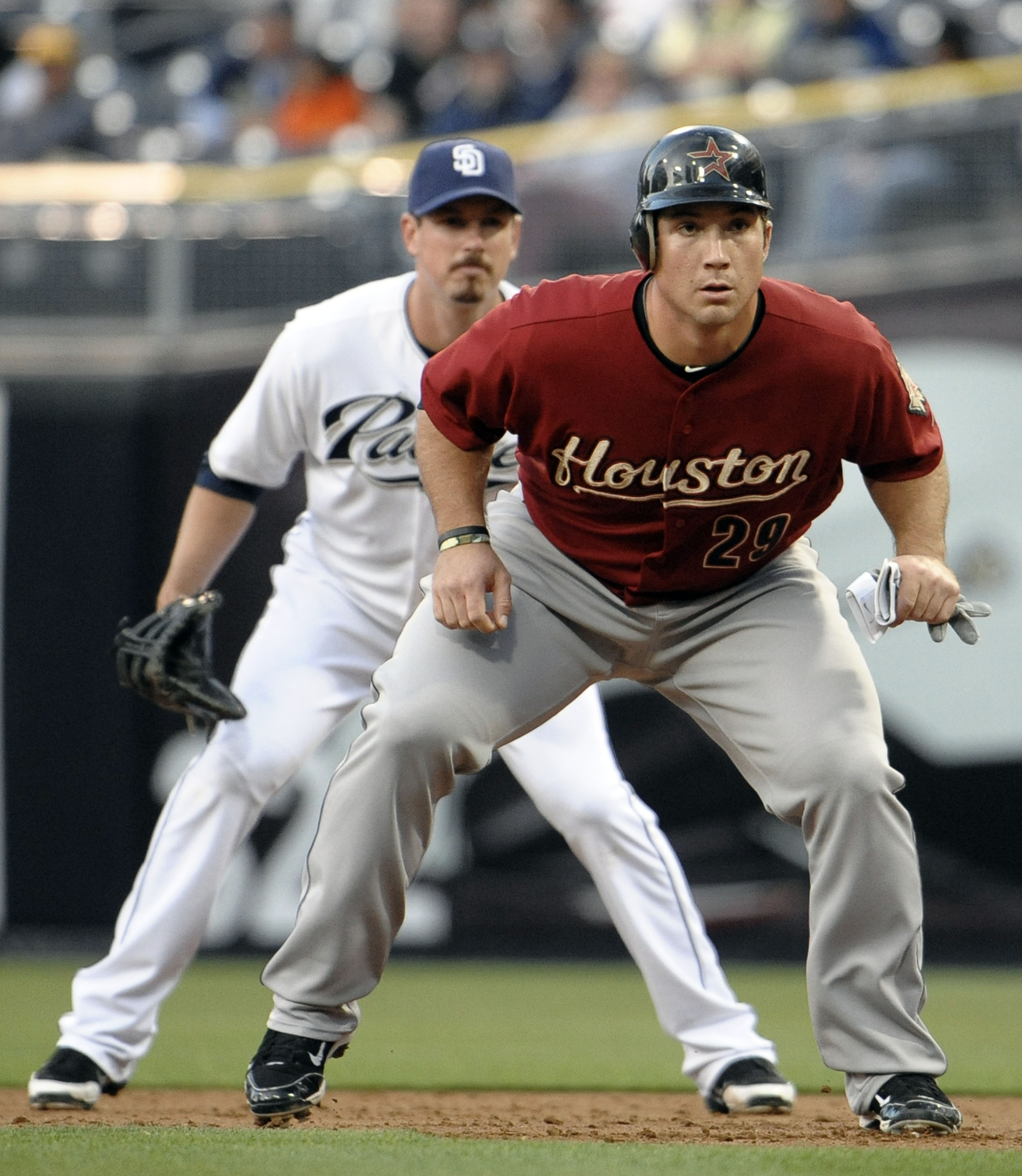 Astros legend Roy Oswalt goes into restaurant business