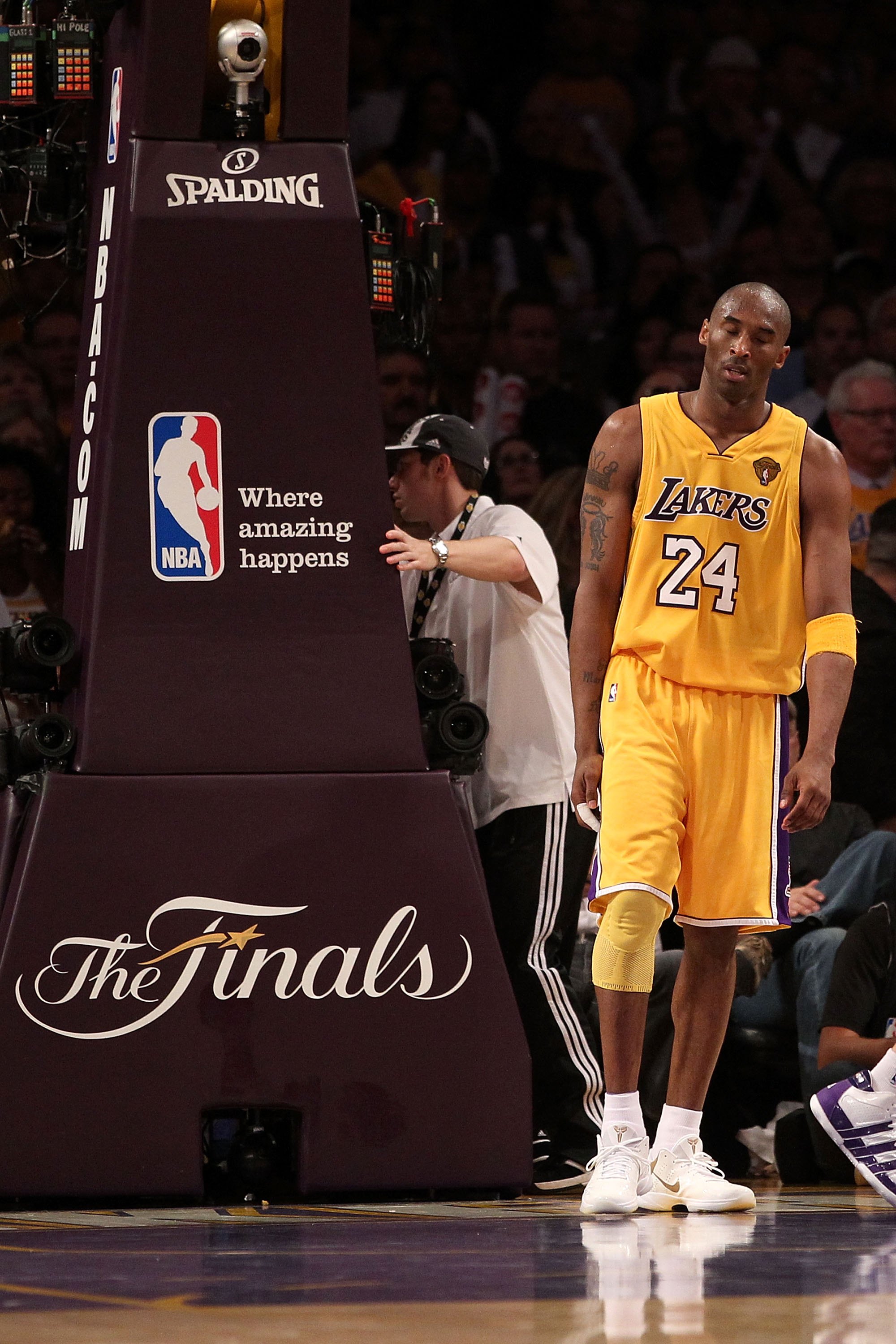 LOS ANGELES, CA - JUNE 17: Kobe Bryant #24 of the Los Angeles Lakers looks on in Game Seven of the 2010 NBA Finals against the Boston Celtics at Staples Center on June 17, 2010 in Los Angeles, California. NOTE TO USER: User expressly acknowledges and ag