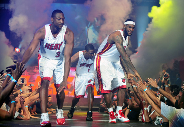 NBA Finals: Heat's Chris Bosh emulates, devastates – Twin Cities