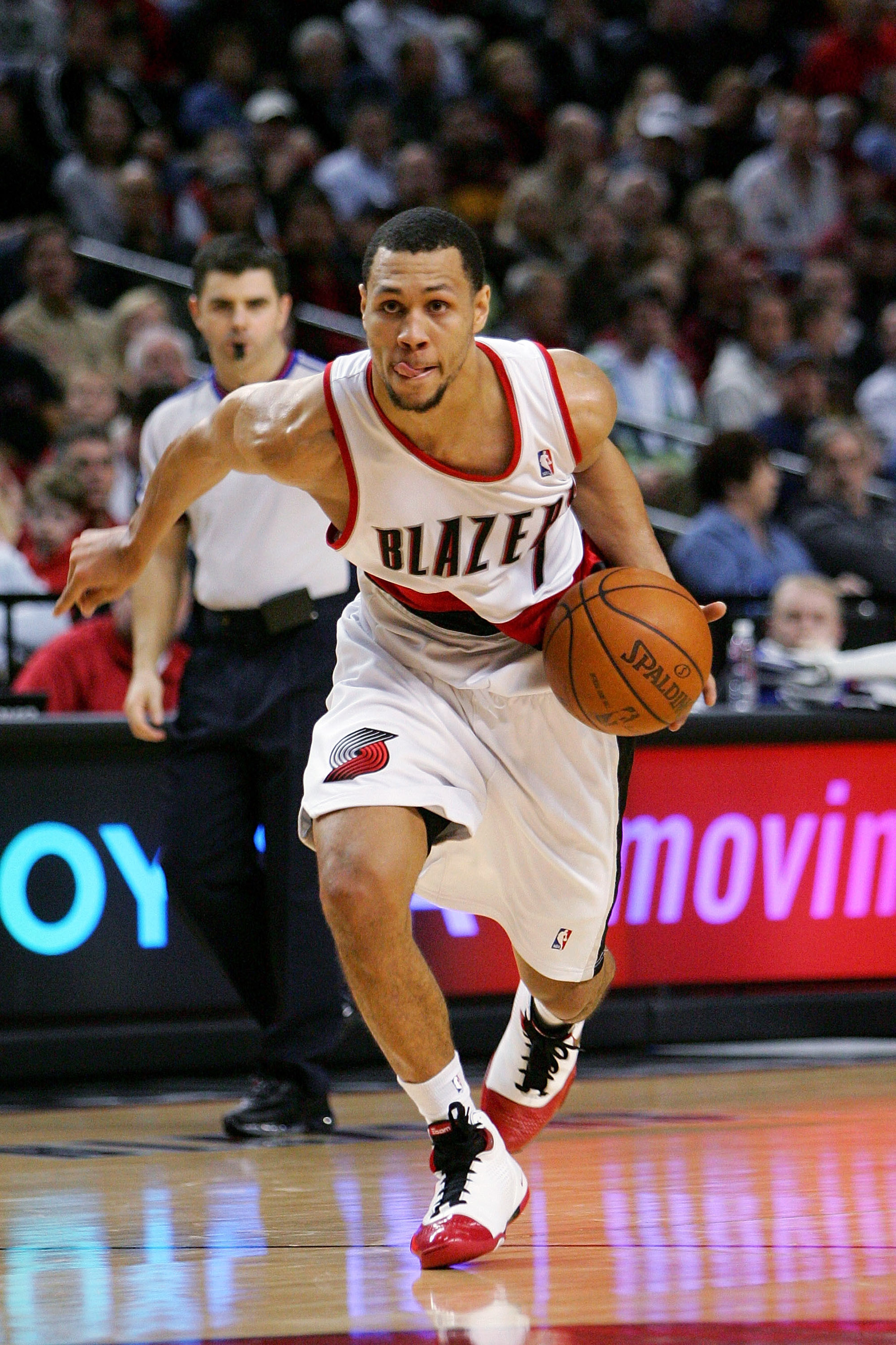 Portland Trail Blazers - PORTLAND, OR - APRIL 23: Brandon Roy #7