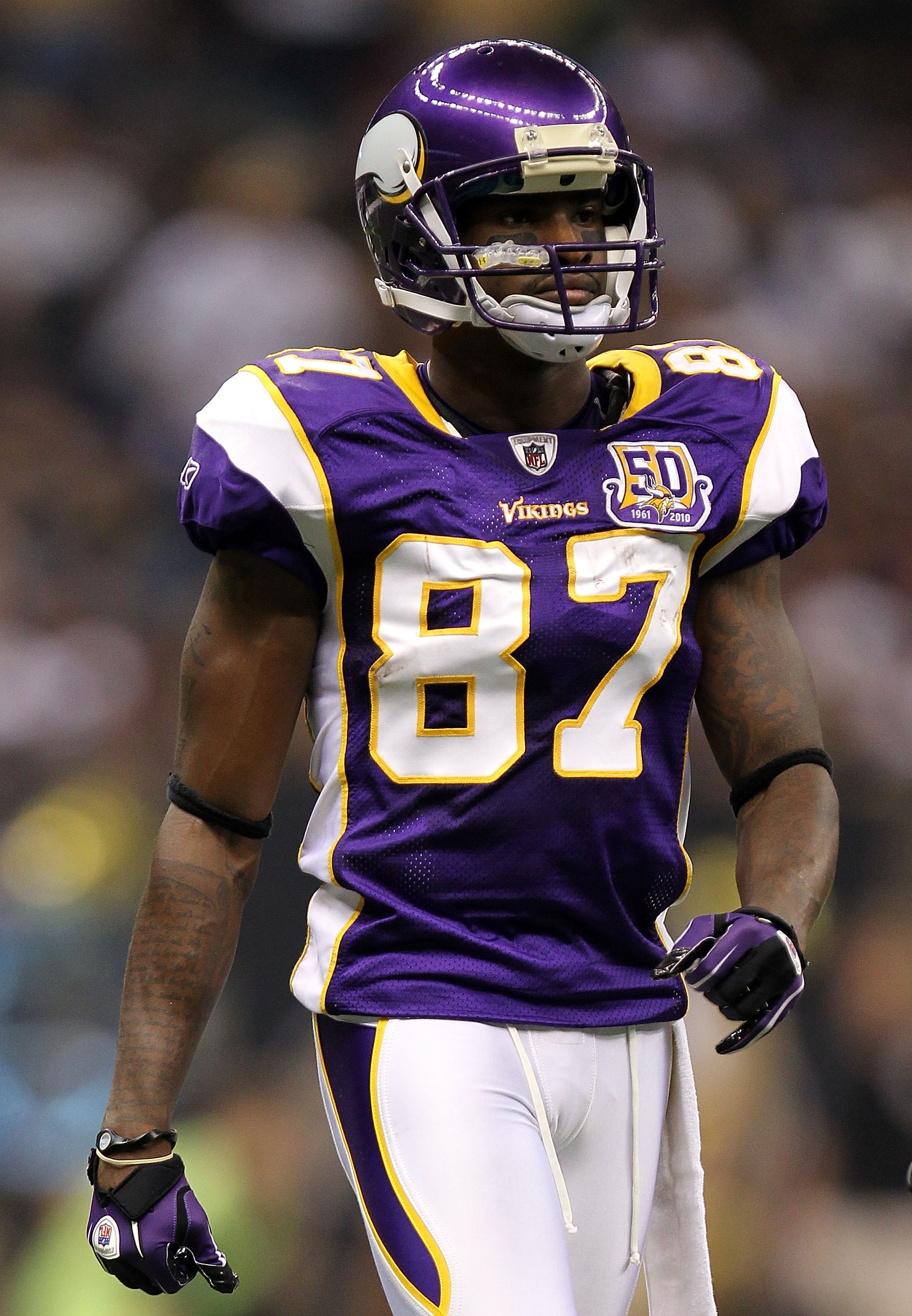 NEW ORLEANS - SEPTEMBER 09:  Bernard Berrian #87 of the Minnesota Vikings at Louisiana Superdome on September 9, 2010 in New Orleans, Louisiana.  (Photo by Ronald Martinez/Getty Images)