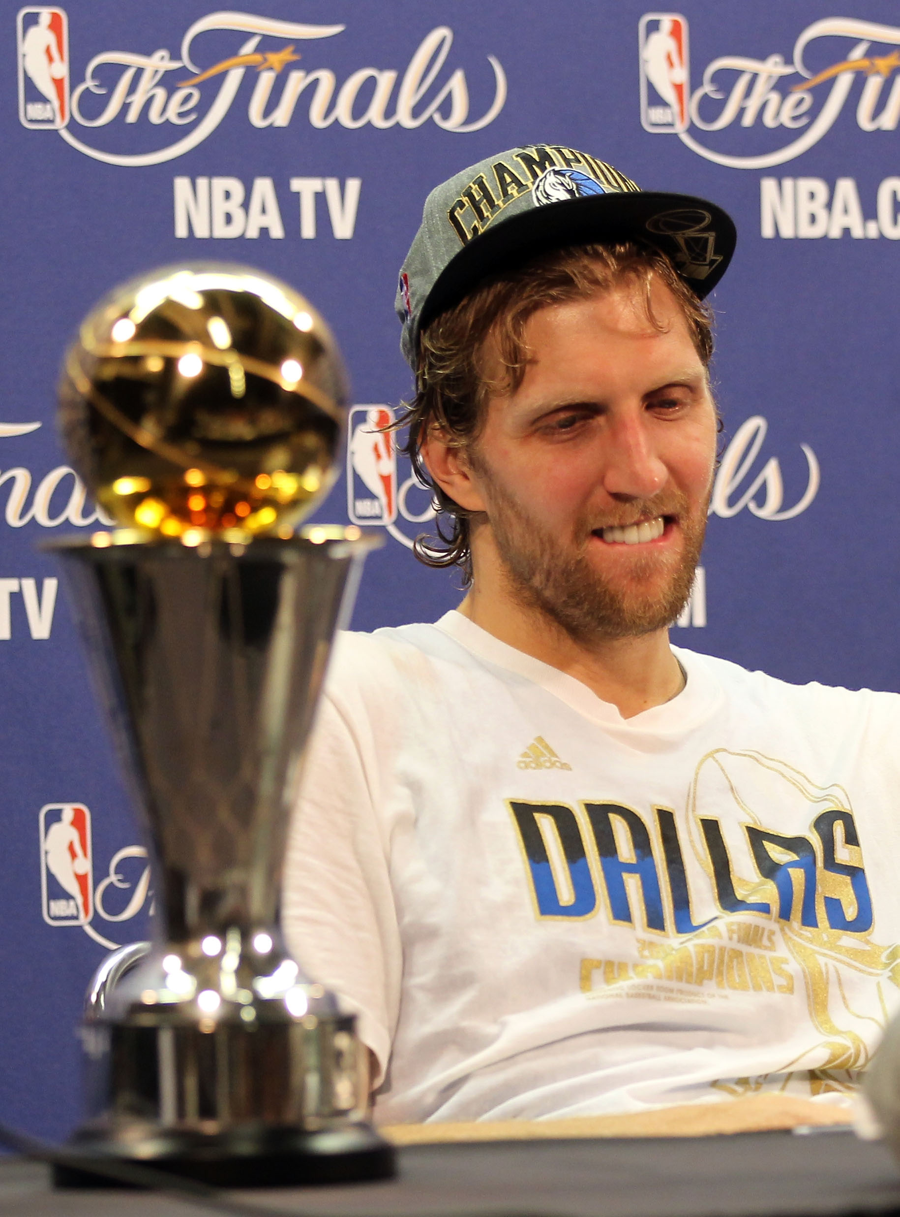 The inside story of Dirk Nowitzki's disappearance following Mavs' 2011 NBA  Finals win