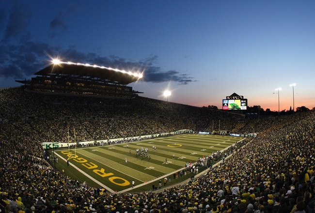 Oregon Ducks Football:7 Reasons Autzen Is the Best Stadium in College ...