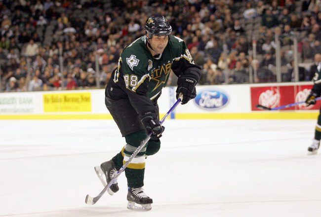 hull, modano, and nieuwendyk listed in nhls 100 greatest nhl