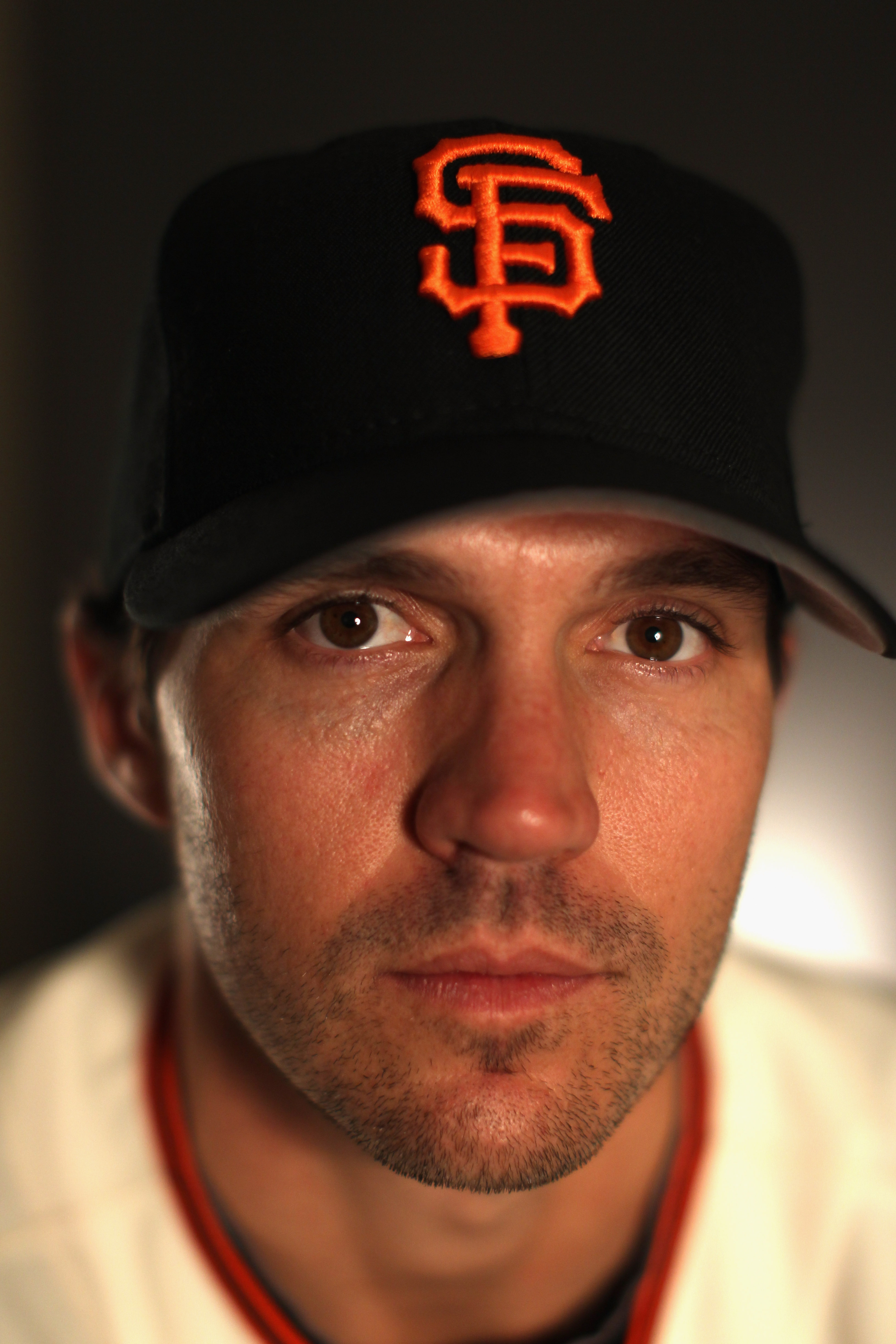 Former Giant Barry Zito posts emotional Buster Posey tribute – NBC