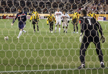 TOKYO, JAPAN - DECEMBER 14:  Sao Paulo goalkeeper Rogerio Ceni takes a penalty during the FIFA Club World Championship Toyota Cup 2005 match between Sao Paulo FC and Al Ittihad at the National Stadium on December 14, 2005 in Tokyo, Japan. (Photo by Koichi
