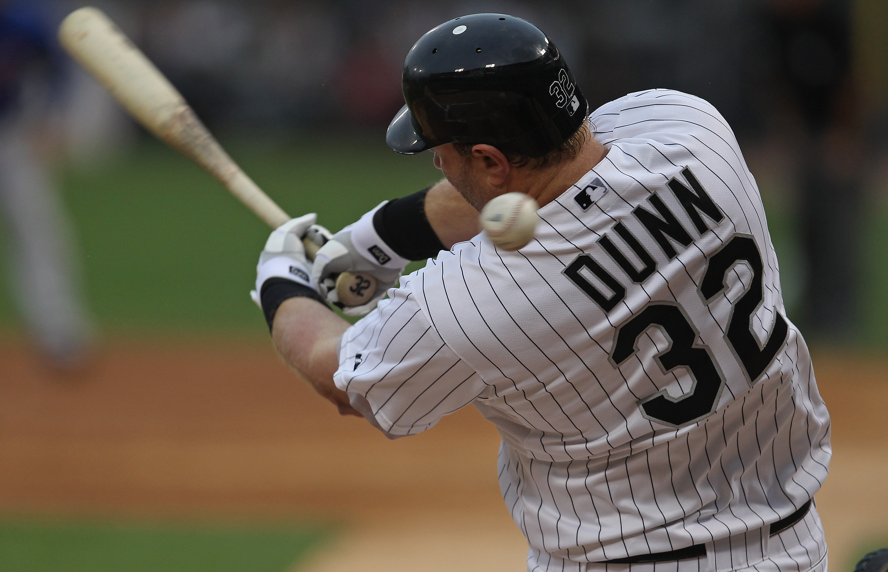 White Sox 1B/DH Adam Dunn considering retirement 