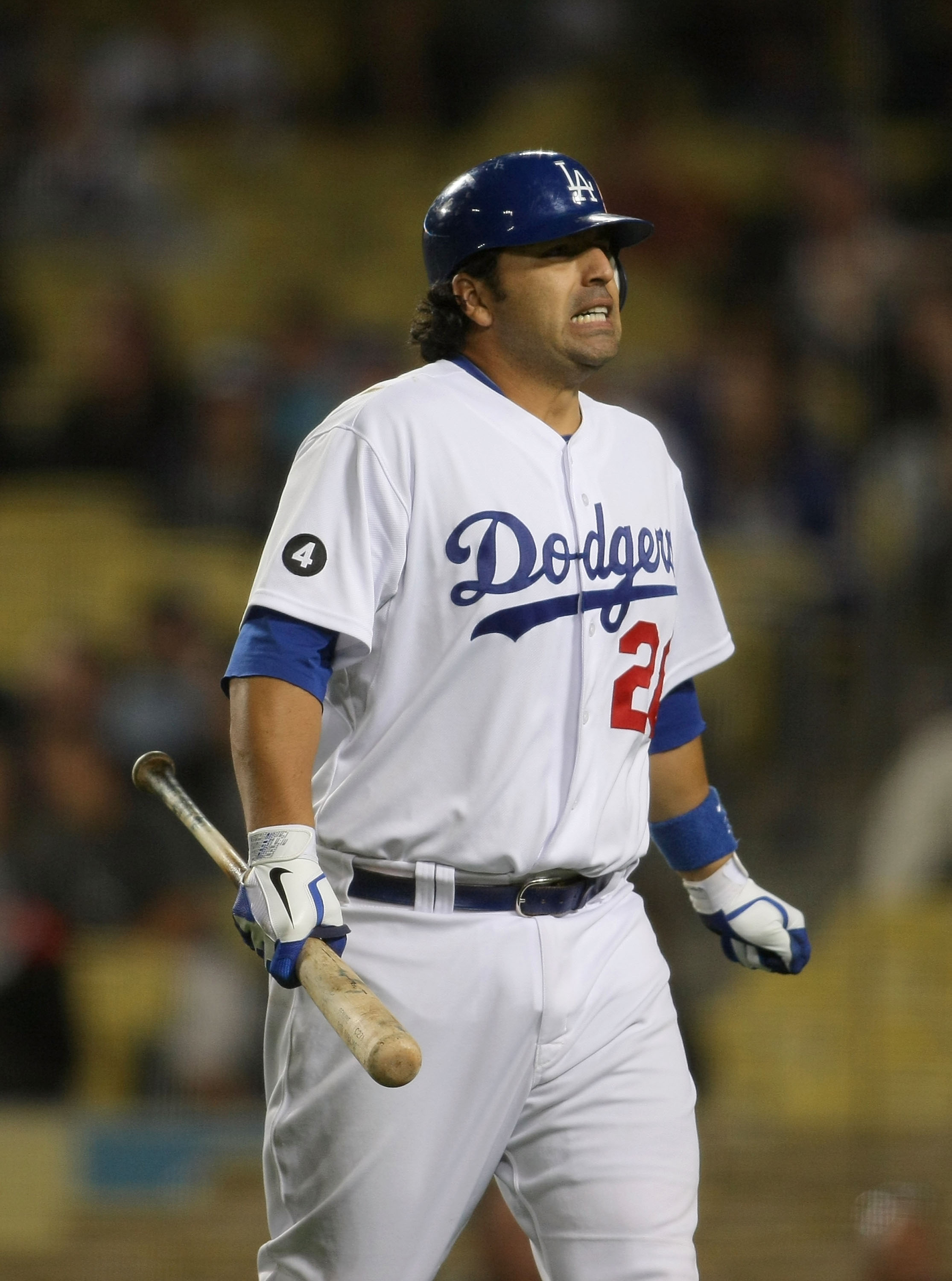 Dodgers' Adrian Gonzalez criticizes MLB's replay system after