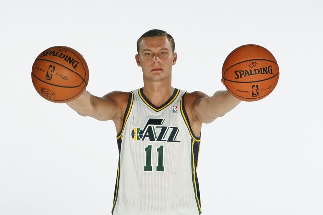 hi-res-182597172-andris-biedrins-of-the-utah-jazz-poses-for-a-photo_crop_650.jpg