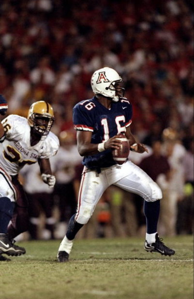 27 Nov 1998: Quarterback Ortege Jenkins #16 of the Arizona Wildcats in action during the game against the Arizona State Sun Devils at the Arizona Stadium in Tuscon, Arizona. The Wildcats defeated the Sun Devils 50-42.