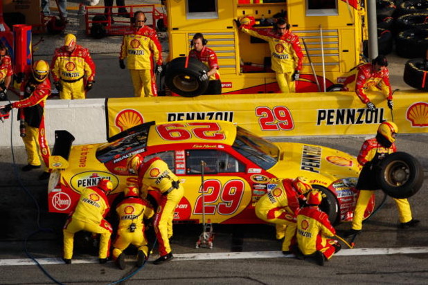 DAYTONA BEACH, FL - FEBRUARY 12: Kevin Harvick, driver of the #29 Shell/Pennzoil Chevrolet, comes in for a pit stop during the NASCAR Sprint Cup Series Gatorade Duel 2 at Daytona International Speedway on February 12, 2009 in Daytona Beach, Florida. (Ph