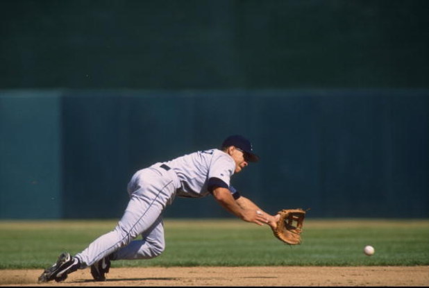 30 Sep. 2000: Seattle Mariners infielder Alex Rodriguez (3