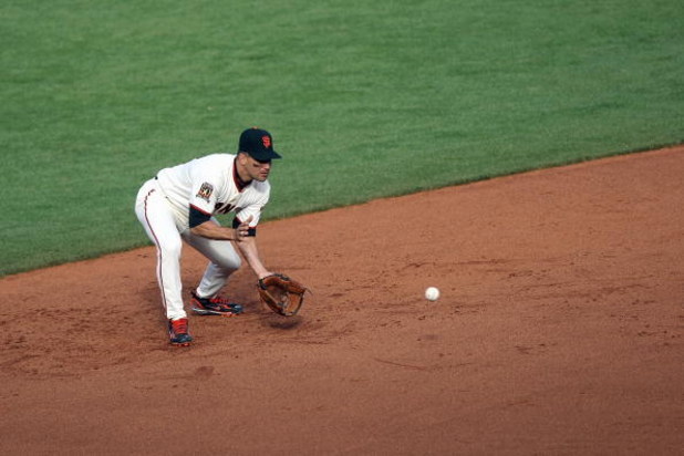 Vizquel lauded by former teammates