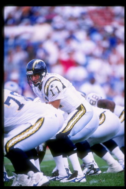 31 Aug 1997:  Quarterback Jim Everett of the San Diego Chargers stands behind center during a game against the New England Patriots at Foxboro Stadium in Foxboro, Massachusetts.  The Patriots won the game, 41-7. Mandatory Credit: Tomasso DeRosa  /Allsport
