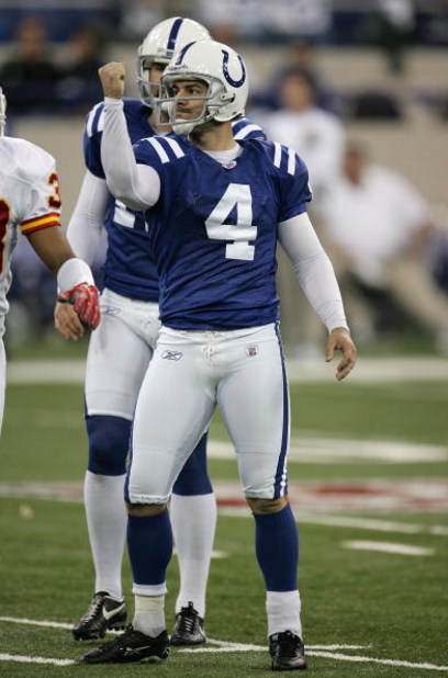 INDIANAPOLIS - JANUARY 06:  Adam Vinatieri #4 of the Indianapolis Colts celebrates his second field goal of the game to give the Colts' a 6-0 lead against the Kansas City Chiefs during their AFC Wild Card Playoff Game January 6, 2007 at RCA Dome in Indian