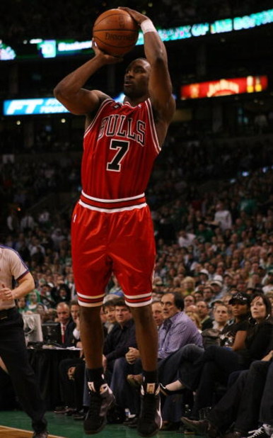BOSTON - APRIL 20:  Ben Gordon #7 of the Chicago Bulls takes a shot in the second half against the Boston Celtics in Game Two of the Eastern Conference Quarterfinals during the 2009 NBA Playoffs at TD Banknorth Garden on April 20, 2009 in Boston, Massachu