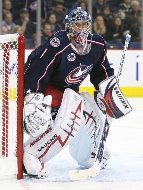 COLUMBUS, OHIO - APRIL 23:  Steve Mason #1 of the Columbus Blue Jackets keeps his eye on the play against the Detroit Red Wings during Game Four of the Western Conference Quarterfinals of the 2009 Stanley Cup Playoffs on April 23, 2009 at the Nationwide A