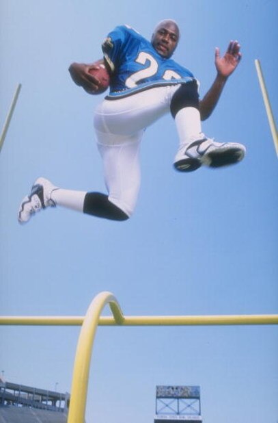 20 May 1998: Tavian Banks of the Jacksonville Jaguars in action during the Pinnacle NFL Rookie Shoot at the Citrus Bowl in Orlando, Florida. Mandatory Credit: Mike Powell /Allsport