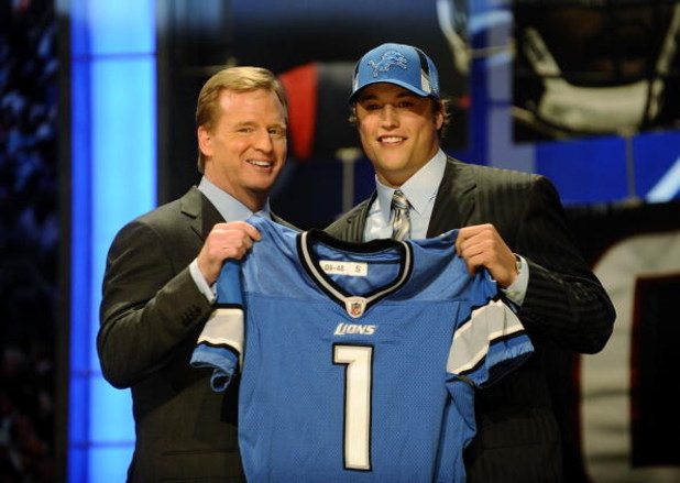 NEW YORK - APRIL 25: NFL Commissioner Roger Goodell stands with Detroit Lions #1 draft pick Matthew Stafford at Radio City Music Hall for the 2009 NFL Draft on April 25, 2009 in New York City (Photo by Jeff Zelevansky/Getty Images)