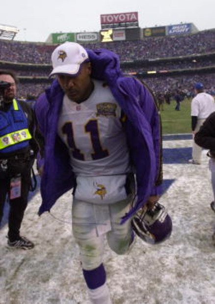 14 Jan 2001:  Quarterback Daunte Culpepper #11 of the Minnesota Vikings leaves dissapointed after losing the NFC Championship game 41-0 to the New York Giants at Giants Stadium in East Rutherford, New Jersey. Digital File Mandatory Credit: Doug Pensinger/