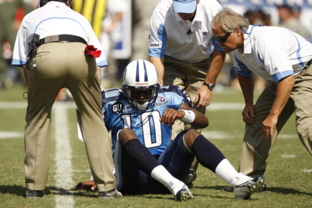 NASHVILLE, TN - SEPTEMBER 7:  Vince Young #10 of the Tennessee Titans lies on the ground after being injured during the game against the Jacksonville Jaguars at LP Field on September 7, 2008 in Nashville, Tennessee. (Photo by Streeter Lecka/Getty Images)