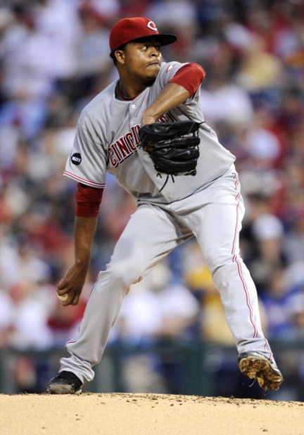 PHILADELPHIA  - JUNE 4:  Edinson Volquez #36 of the Cincinnati Reds pitches in a game against the Philadelphia Phillies on June 4, 2008 at Citizens Bank Park in Philadelphia, Pennsylvania. (Photo by Jeff Zelevansky/Getty Images)