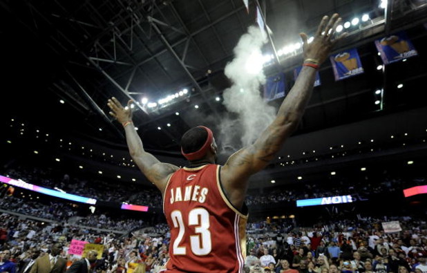 AUBURN HILLS, MI - APRIL 26:  LeBron James #23 of the Cleveland Cavaliers does his pre game ritual prior to playing the Detroit Pistons in Game Four of the Eastern Conference Quarterfinals during the 2009 NBA Playoffs at the Palace of Auburn Hills on Apri