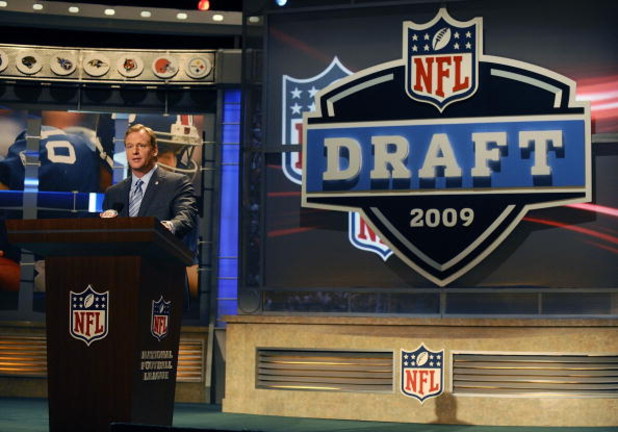NEW YORK - APRIL 25:  NFL Commissioner Roger Goodell introduces Detroit Lions #1 draft pick Matthew Stafford at Radio City Music Hall for the 2009 NFL Draft on April 25, 2009 in New York City  (Photo by Jeff Zelevansky/Getty Images)