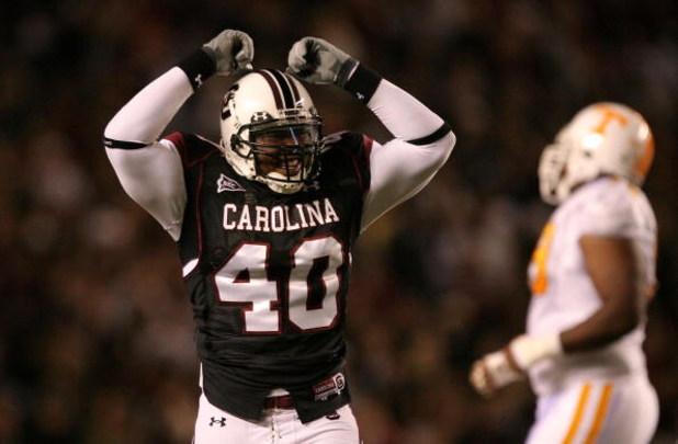 COLUMBIA, SC - NOVEMBER 01:  Eric Norwood #40 of the South Carolina Gamecocks celebrates after making a defensive stop against the Tennessee Volunteers during their game at Williams-Brice Stadium on November 1, 2008 in Columbia, South Carolina.  (Photo by