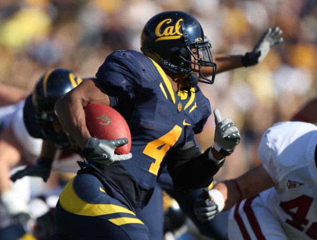 BERKELEY, CA - NOVEMBER 22: Jahvid Best #4 of the California Golden Bears runs against the Stanford Cardinal during an NCAA football game on November 22, 2008 at Memorial Stadium in Berkeley, California.  (Photo by Jed Jacobsohn/Getty Images)