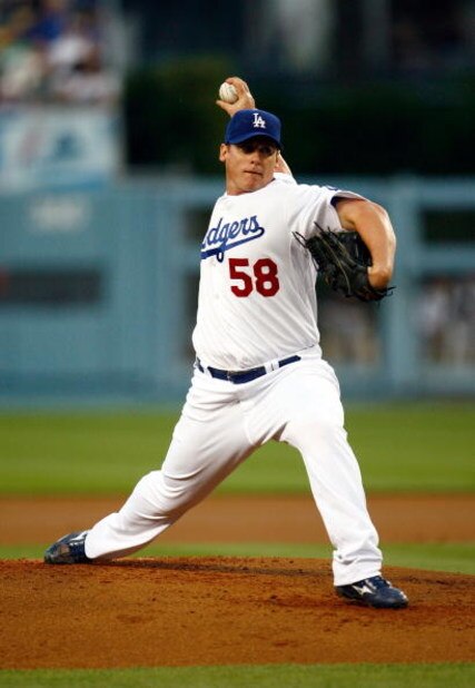 LOS ANGELES, CA - MAY 08: Chad Billingsley #58 of the Los Angeles Dodgers throws a pitch against the San Francisco Giants in the second inning at Dodger Stadium on May 8, 2009 in Los Angeles, California. (Photo by Jeff Gross/Getty Images)