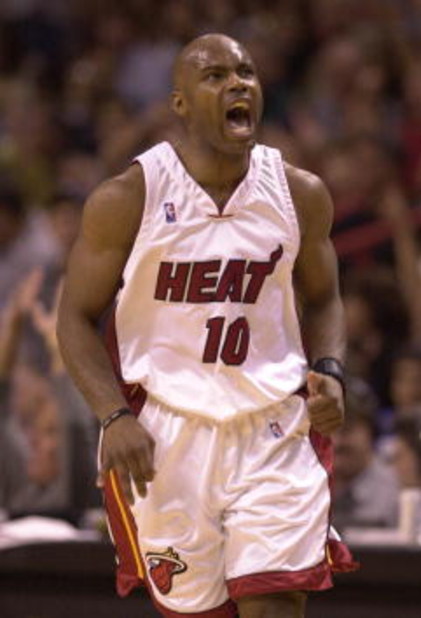 4 Feb 2001:  Tim Hardaway #10 of the Miami Heat celebrates after making two straight 3-pointers during the second half against the New York Knicks at the American Airlines Arena in Miami, Florida. The Knicks won 103-100 in overtime. DIGITAL IMAGE. Mandato