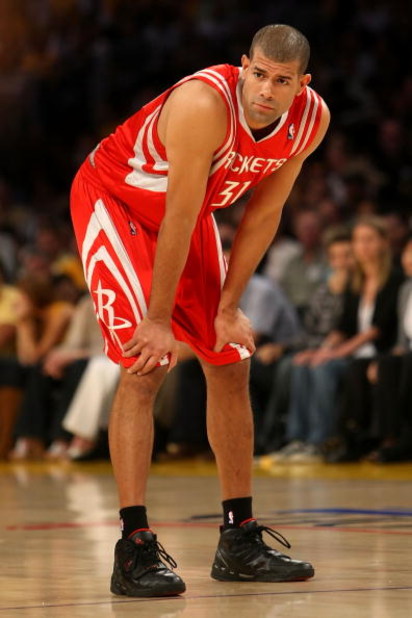 LOS ANGELES, CA - MAY 17:  Shane Battier #31 of the Houston Rockets looks on in the first quarter against the Los Angeles Lakers in Game Seven of the Western Conference Semifinals during the 2009 NBA Playoffs at Staples Center on May 17, 2009 in Los Angel