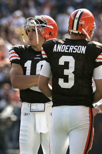 CLEVELAND - SEPTEMBER 16:  Brady Quinn #10 and Derek Anderson #3 of the Cleveland Browns look on during the NFL game against the Cincinnati Bengals at the Cleveland Browns Stadium on September 16, 2007 in Cleveland, Ohio. (Photo by Jeff Gross/Getty Images