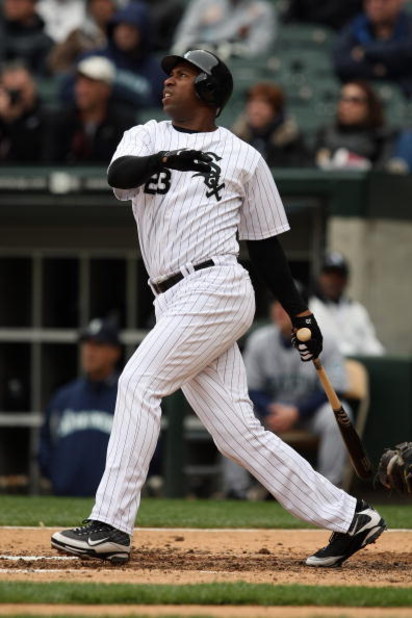 CHICAGO - APRIL 29:  Jermaine Dye #23 of the Chicago White Sox bats against the Seattle Mariners during the game on April 29, 2009 at U.S. Cellular Field in Chicago, Illinois. (Photo by Jonathan Daniel/Getty Images) 