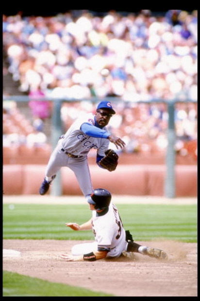 CHICAGO, IL- MAY 17: Shortstop Ryan Theriot #2 of the Chicago Cubs