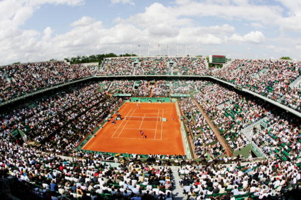 PARIS - MAY 31:  A general view of Philippe Chatrier court as Serena Williams of United States of America takes on Milagros Sequera of Venezuela during the Women's Singles 2nd round match on day five of the French Open at Roland Garros on May 31, 2007 in 