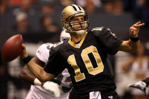 NEW ORLEANS - AUGUST 30:  Quarterback Jamie Martin #10 of the New Orleans Saints looks to complete a pass against the Miami Dolphins on August 30, 2007 at the Superdome in New Orleans, Louisiana. The Saints defeated the Dolphins 7-0.  (Photo by Chris Gray