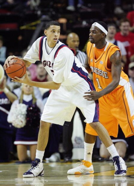 SEATTLE, WA - DECEMBER 29: Austin Daye #5 of the Gonzaga Bulldogs holds the ball against the Tennessee Volunteers at the Key Arena on December 29, 2007 in Seattle, Washington. (Photo by Jonathan Ferrey/Getty Images)