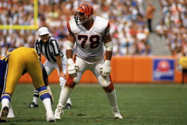 ANAHEIM, CA - OCTOBER 7: Anthony Munoz #78 of the Cincinnati Bengals gets into position during the NFL game against the Los Angeles Rams at Anaheim Stadium on October 7, 1990 in Anaheim, California. The Bengals defeated the Rams 34-31. (Photo by Stephen