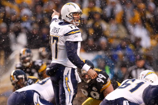 PITTSBURGH - JANUARY 11:  Snow falls as Philip Rivers #17 of the San Diego Chargers gestures at the line of scrimmage against the Pittsburgh Steelers during their AFC Divisional Playoff Game on January 11, 2009 at Heinz Field in Pittsburgh, Pennsylvania. 