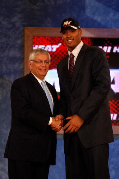 NEW YORK - JUNE 26:  NBA Commissioner David Stern shakes hands with number two draft pick for the Miami Heat, Michael Beasley during the 2008 NBA Draft at the Wamu Theatre at Madison Square Garden June 26, 2008 in New York City. NOTE TO USER: User express