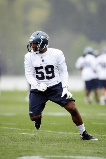 RENTON, WA - MAY 2:  Aaron Curry #59 of the Seattle Seahawks runs drills during minicamp at the Seahawks training facility on May 2, 2009 in Renton, Washington. (Photo by Otto Greule Jr/Getty Images) 
