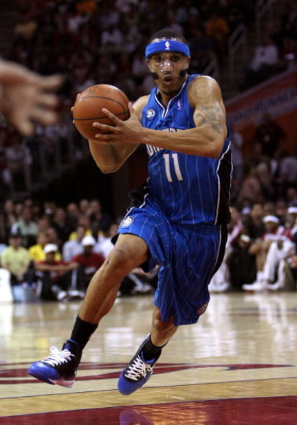 CLEVELAND - MAY 22:  Courtney Lee #11 of the Orlando Magic handles the ball against the Cleveland Cavaliers in Game Two of the Eastern Conference Finals during the 2009 Playoffs at Quicken Loans Arena on May 22, 2009 in Cleveland, Ohio. NOTE TO USER: User