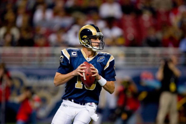 ST. LOUIS, MO - DECEMBER 21:  Marc Bulger #10 of the St. Louis Rams drops back to pass during the game against the San Francisco 49ers at the Edward Jones Dome on December 21, 2008 in St. Louis, Missouri. The 49ers won 17-16. (Photo by Dilip Vishwanat/Get
