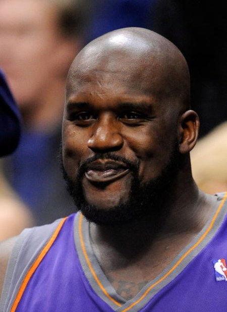 LOS ANGELES, CA - FEBRUARY 18:  Shaquille O'Neal #32 of the Phoenix Suns smiles from the bench during the basketball game against the Los Angeles Clippers during the second quarter at the Staples Center on February 18, 2009 in Los Angeles, California. NOT