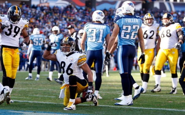 NASHVILLE, TN - DECEMBER 21: Hines Ward #86 of the Pittsburgh Steelers celebrates after scoring a touchdown against the Tennessee Titans during their game on December 21, 2008 at LP Field in Nashville, Tennessee. (Photo by Streeter Lecka/Getty Images)