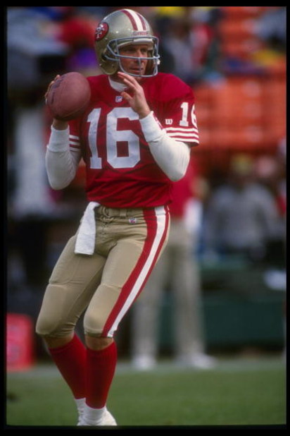 9 Jan 1993: Quarterback Joe Montana #16 of the San Francisco 49ers drops back to pass during pre game warmups before the start of the 49ers 20-13 victory over the Washington Redskins in an NFC Divisional playoff game at Candlestick Park in San Francisco,